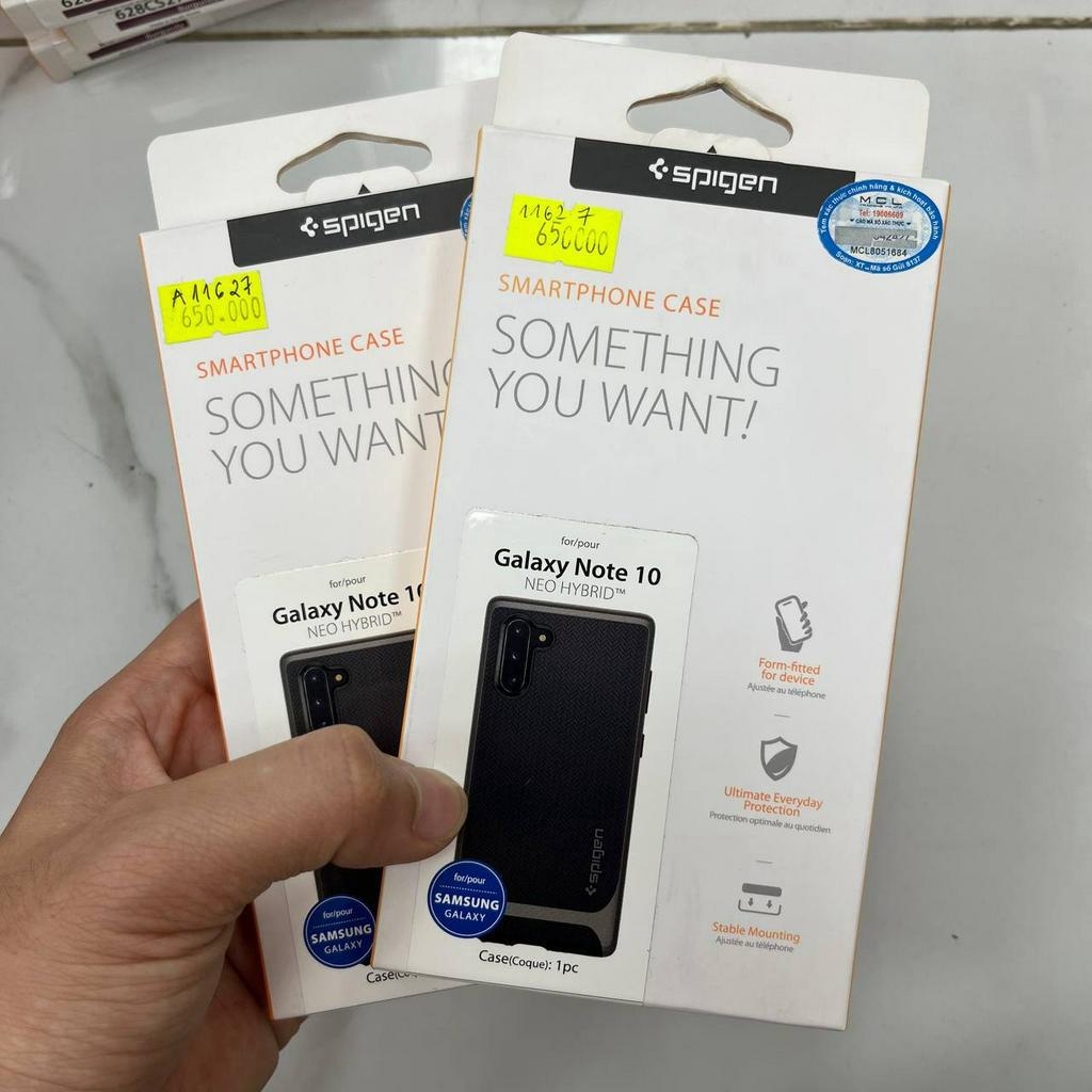 Ốp lưng Samsung Galaxy Note 10 / Note 10+ Spigen Neo Hybrid nút bấm mềm êm tay khi sử dụng
