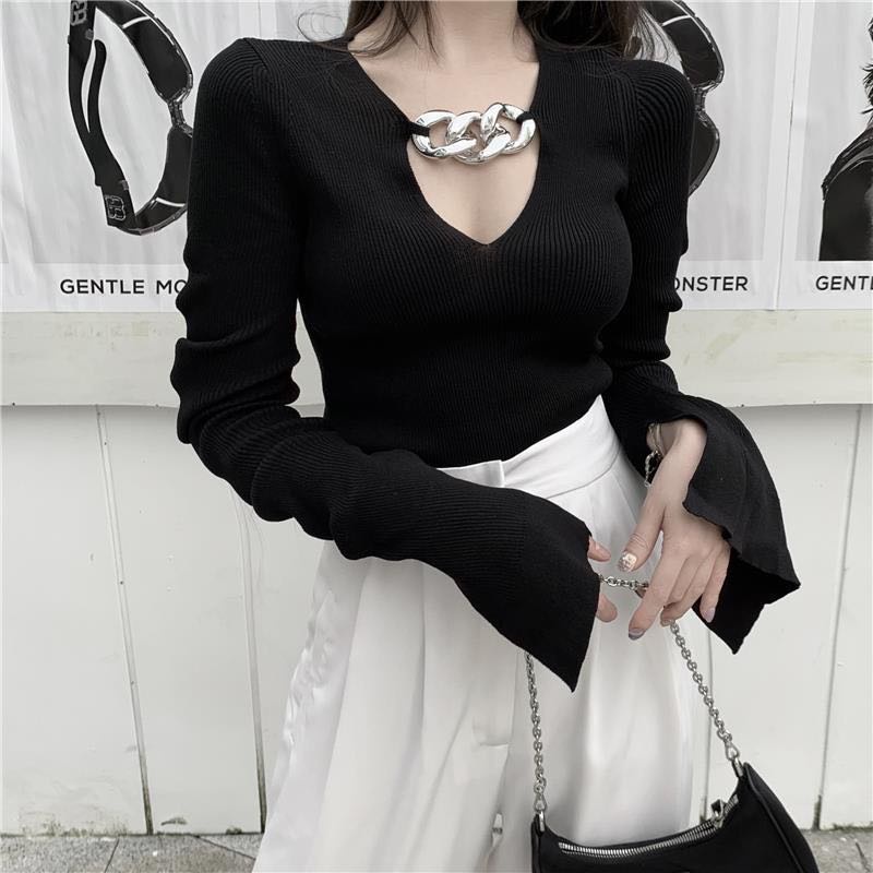 QADCOL Áo dệt kim tay loe cổ chữ v xẻ tà phong cách retro quyến rũ cho nữ