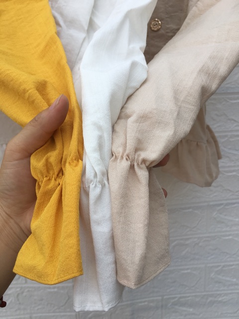 Áo cổ vuông đính khuy cúc | BigBuy360 - bigbuy360.vn