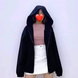 Áo khoác kaki oversize
Hai lớp dày dặn, chất vải kaki nhập cực mịn