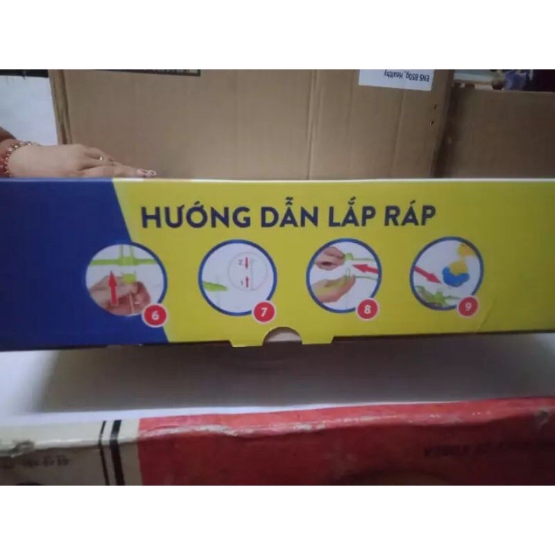 Treo nôi cao cấp phát nhạc cho bé
