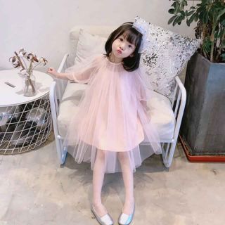 Đầm bé gái dễ thương