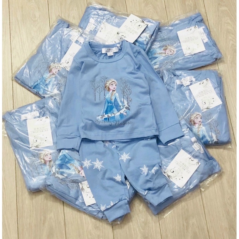 Bộ cotton dài tay in hình elsa cho bé gái màu xanh