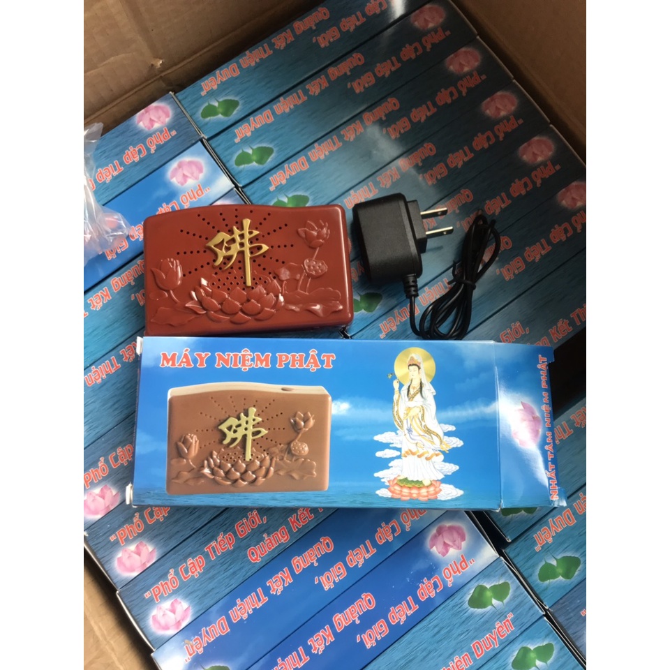 Loa phát kinh phật 8 bài có sẵn kèm adapter xài 3 pin