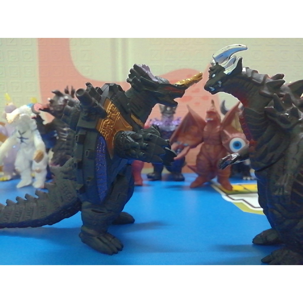 Mô hình Quái vật Gillvalis 13cm Kaiju Ultraman Series Siêu nhân điện quang [Đồ Chơi 24/7]