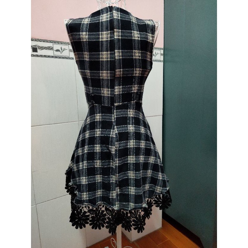 Thanh lý đầm xoè