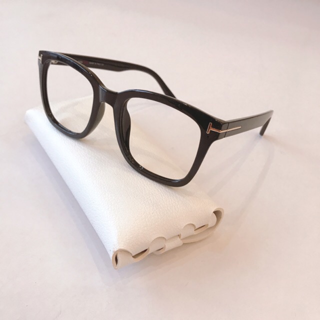 Kính TOM TF Mắt vuông Cao cấp cho Nam và Nữ