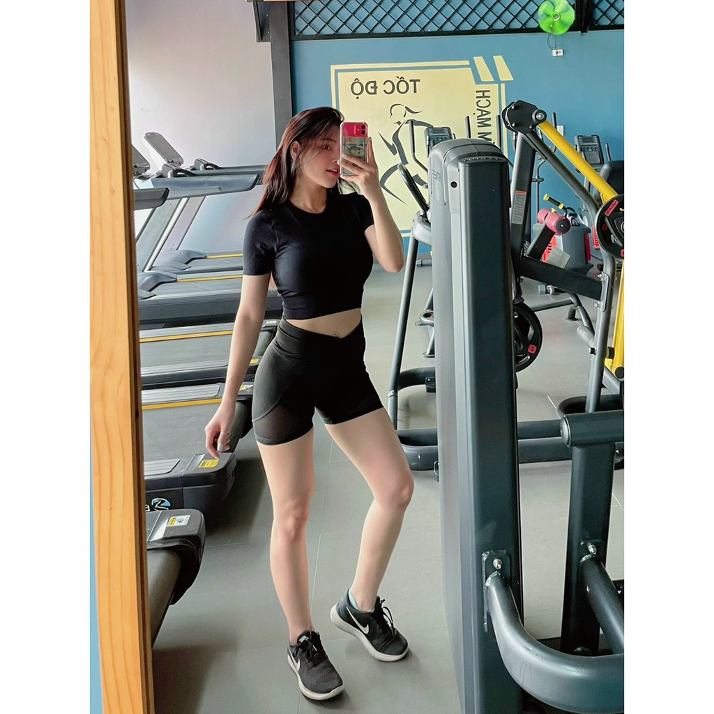 Áo croptop tập gym yoga nữ chất dệt kim, co giãn tốt, có mút sẵn