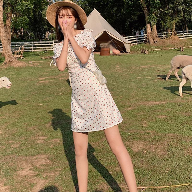 Đầm Nữ Ngắn Tay Cổ Vuông Họa Tiết Hoa Xinh Xắn Phong Cách Hàn Quốc