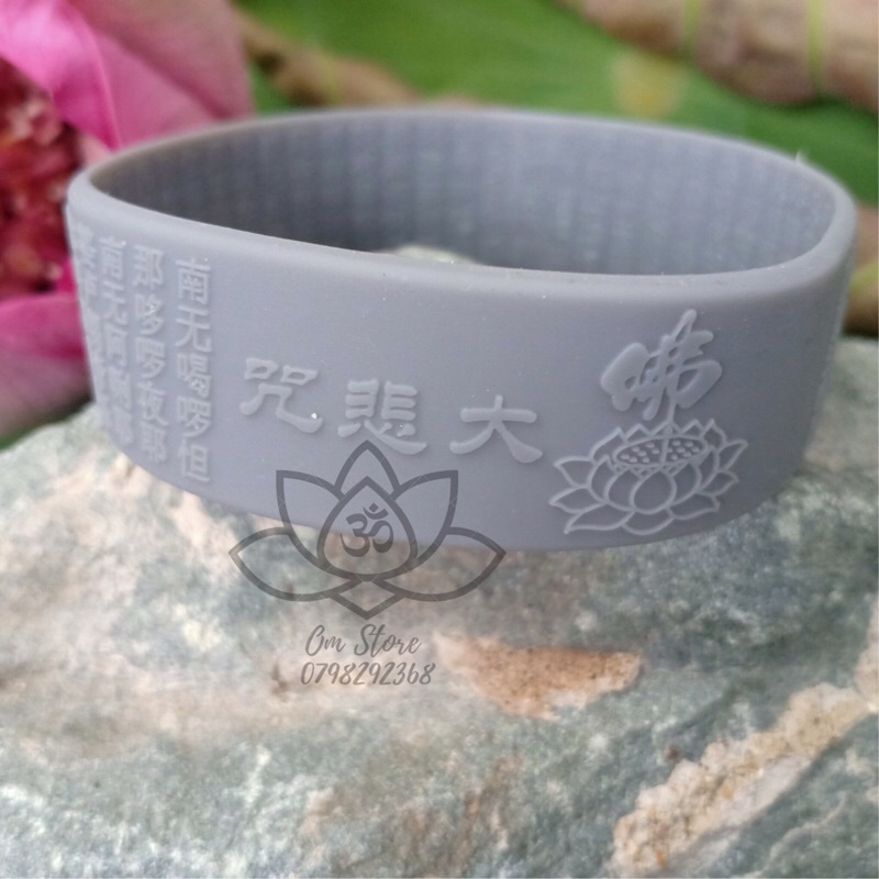 Vòng tay silicon khắc chú Đại Bi