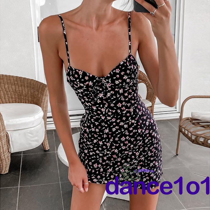 Đầm hoa không tay hở lưng phong cách quyến rũ gợi cảm