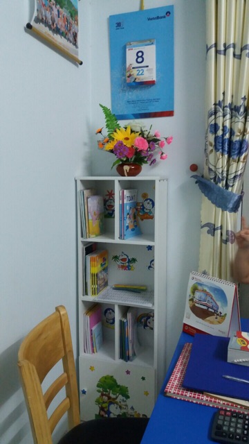 Kệ sách,kệ trang trí nhựa đài loan