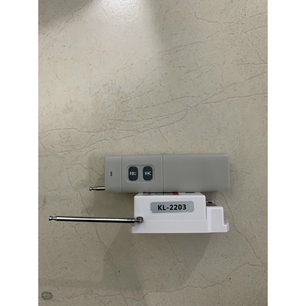 Công tắc điều khiển từ xa LW KL-2203 40A/220V/380V khoảng cách 3km