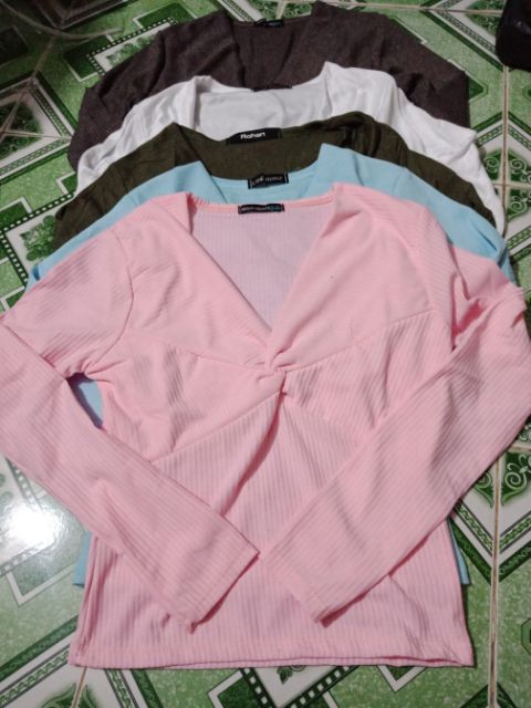 Áo len gân tay dài