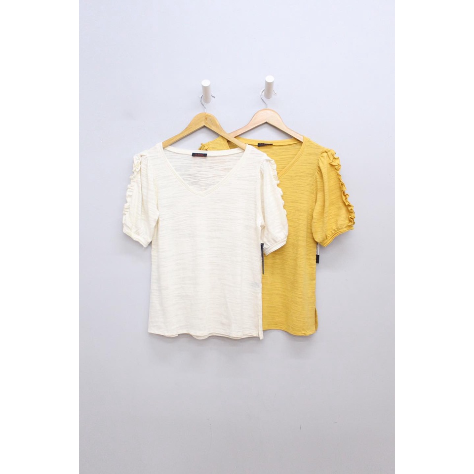 Q9032 - Áo CiSono cổ tim, tay ngắn, viền bèo, xẻ lai