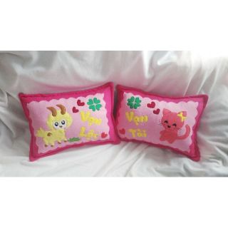 Cặp gối nằm handmade dê vàng và mèo hồng