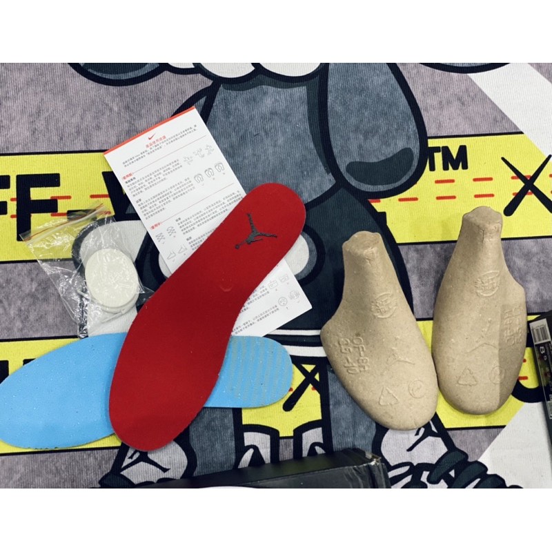 [AGsneaker] Giày thể thao cổ thấp chân bè fit lên 1 size màu xám trắng đen... | BigBuy360 - bigbuy360.vn