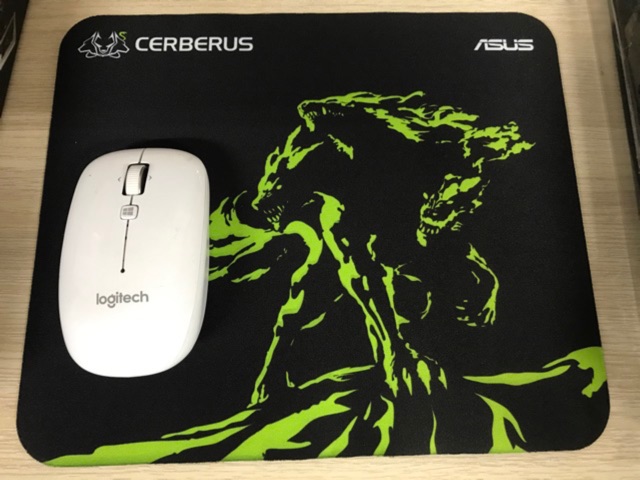 Tấm lót chuột Gaming Asus