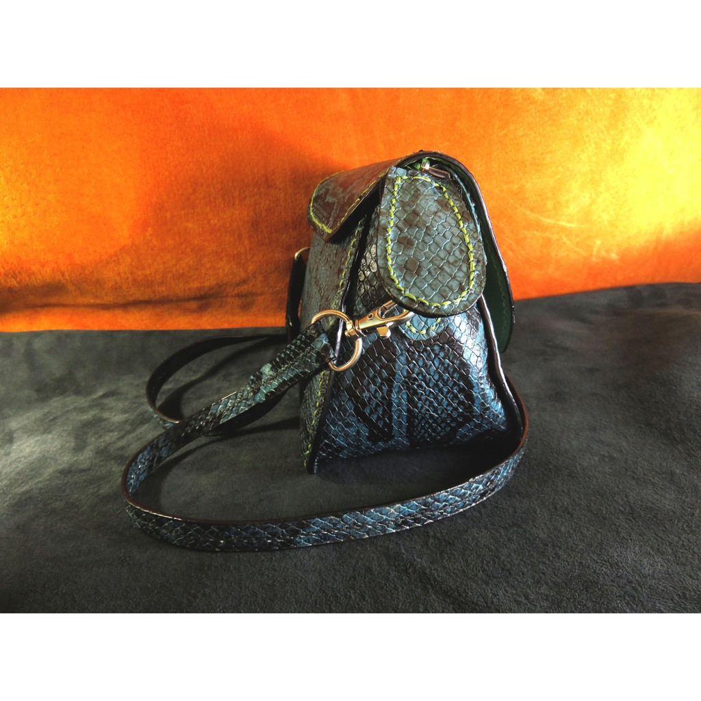 Túi Xách Swanlake Thủ Công Hoàn Toàn, Cam Kết Da Bò Thật 100 % ( Swanlake Lake Bag - Real Leather & Hanmade 100 % ) | BigBuy360 - bigbuy360.vn