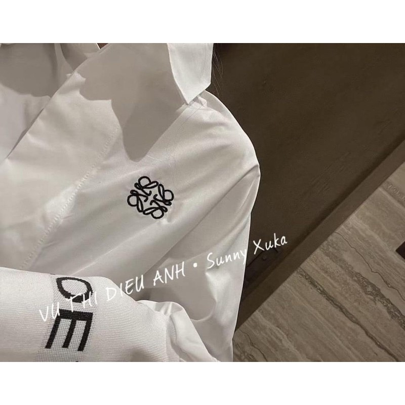 [Mã FASHIONHOT19 giảm 10K đơn bất kỳ] BÁN SỈ ÁO SƠ MI THÊU TAY BO LEN ĐEN TRẮNG CHO NỮ | BigBuy360 - bigbuy360.vn