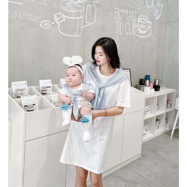 Đồ đôi gia đình áo/váy thun trắng kèm khăn kẻ sọc xanh thủy thủ - 348 (có ảnh thật)