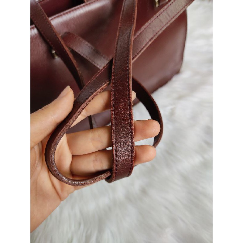 Túi đeo vai da thật