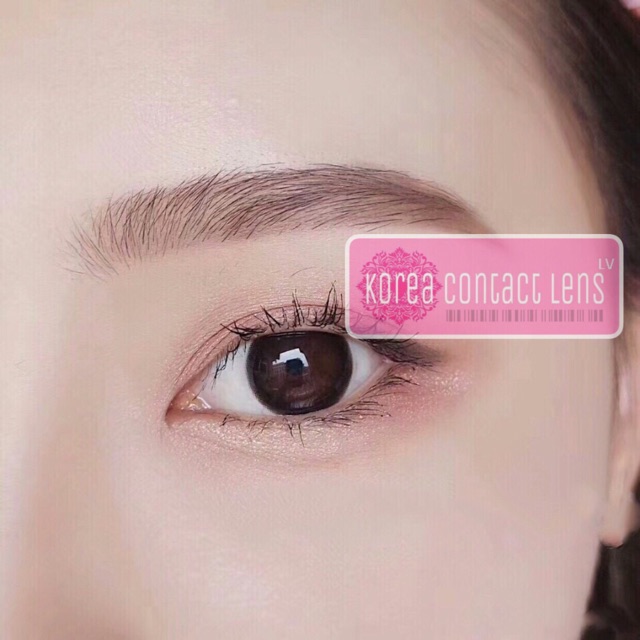 Lens nâu và nhỏ mắt