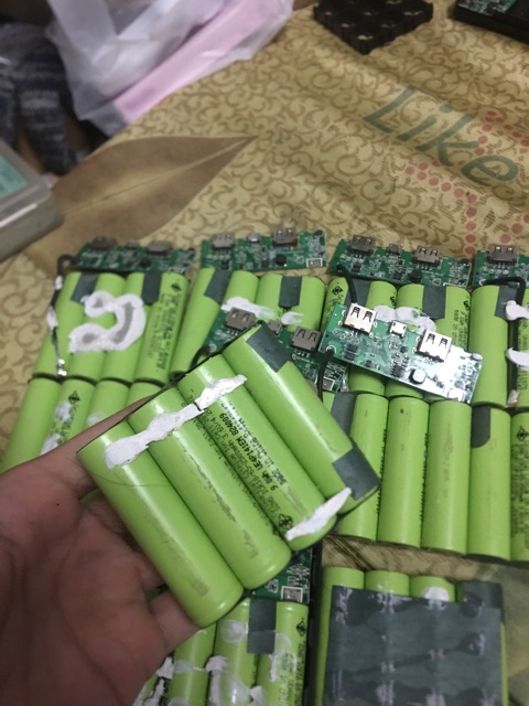 Pin 18650 dung lượng 2500 mah