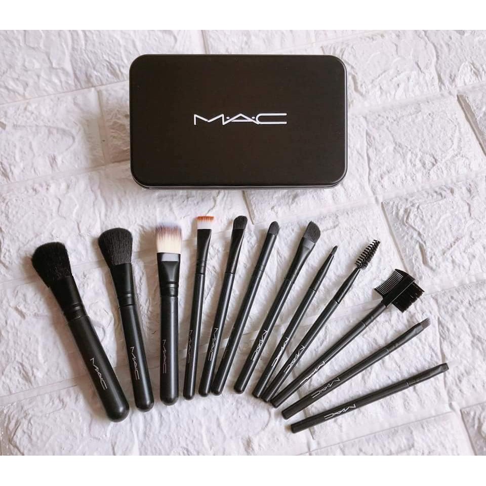 BỘ CỌ TRANG ĐIỂM MAC 12 cây