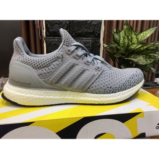 Giày Ultraboost màu ghi grey