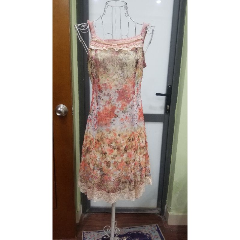 Thanh lý váy các loại phần 2 | BigBuy360 - bigbuy360.vn