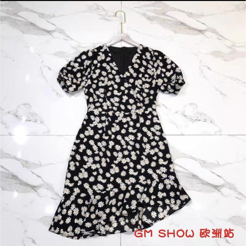 Đầm dài cổ chữ V họa tiết bông cúc-D06