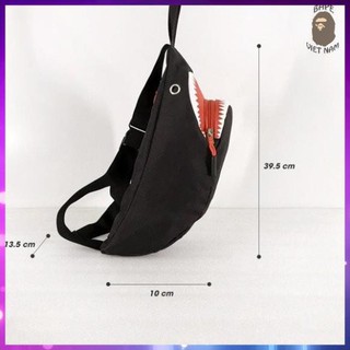 Túi đeo chéo Cá Mập, Cá Ngáo phong cách Bape Shark màu đen Bape VN