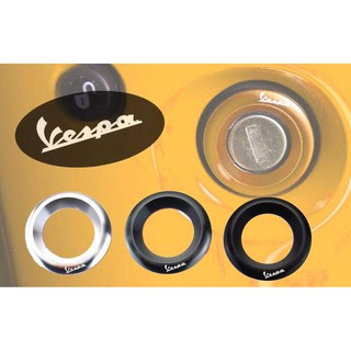 Khoen trang trí khu vực khóa xe vespa