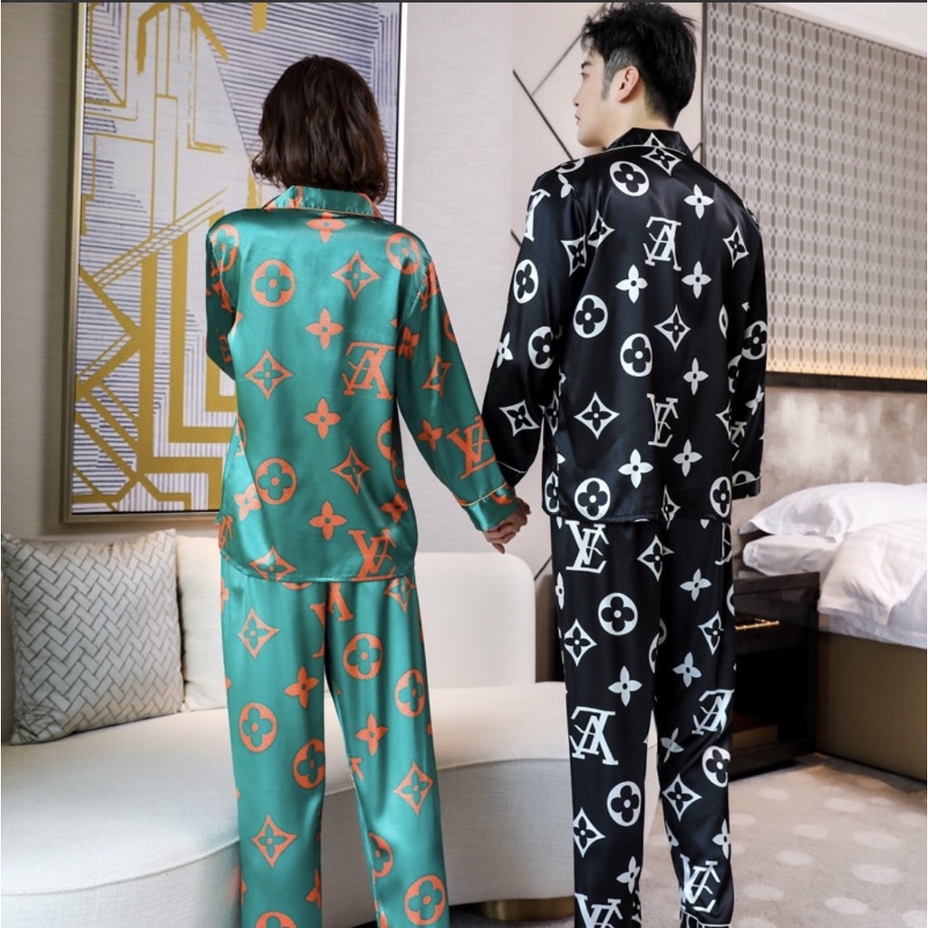 Bộ PIJAMA NAM NỮ Style Hàn Quốc-Lụa bóng thấm hút mồ hôi tốt, mát mùa hè