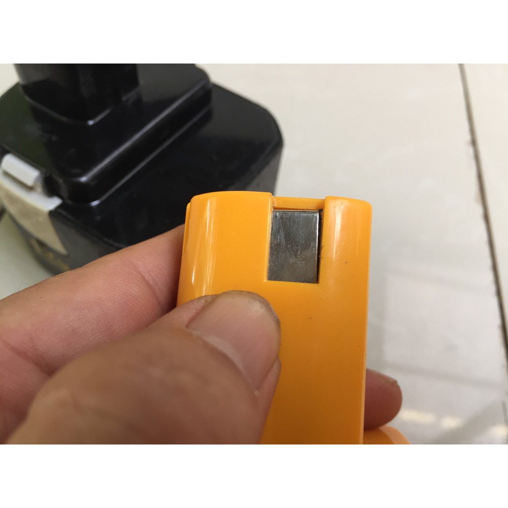Pin Ryobi 12V 2.2A Được Làm Từ Pin Tianl VN Mới