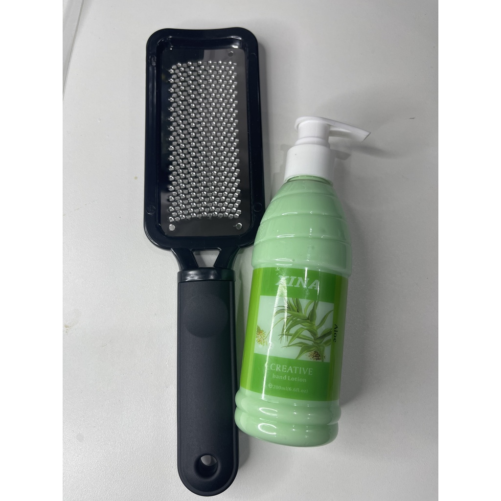 Bàn chà gót chân + kem mềm da