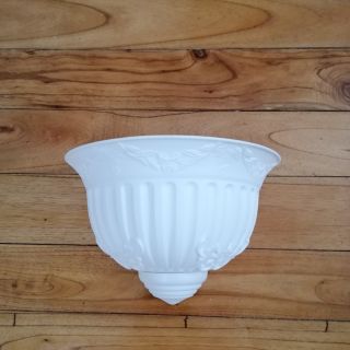 Chậu ốp tường trắng size 28, 38cm