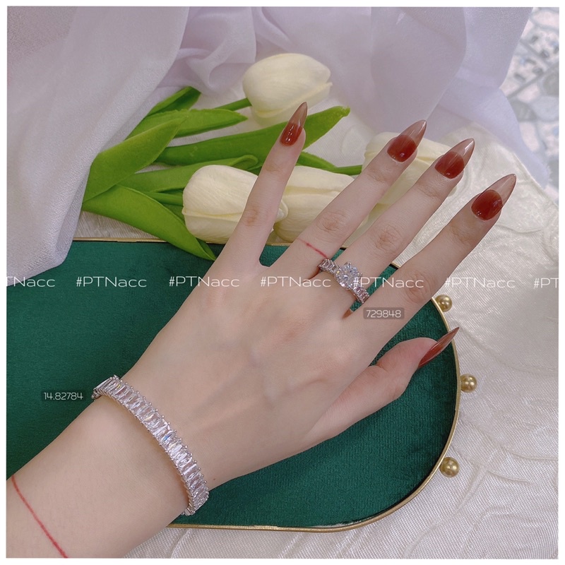 Vòng tay xi bạch kim đính full đá paguet vuông sáng lung linh .PTNACC.