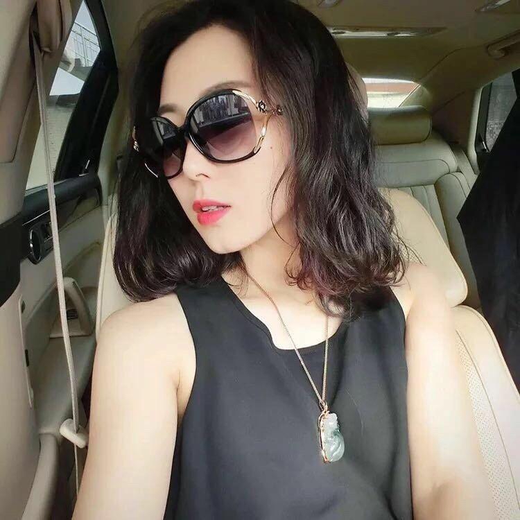 kính mát nữ chân vương siêu bền sang trọng
