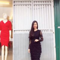 Váy ren tầng