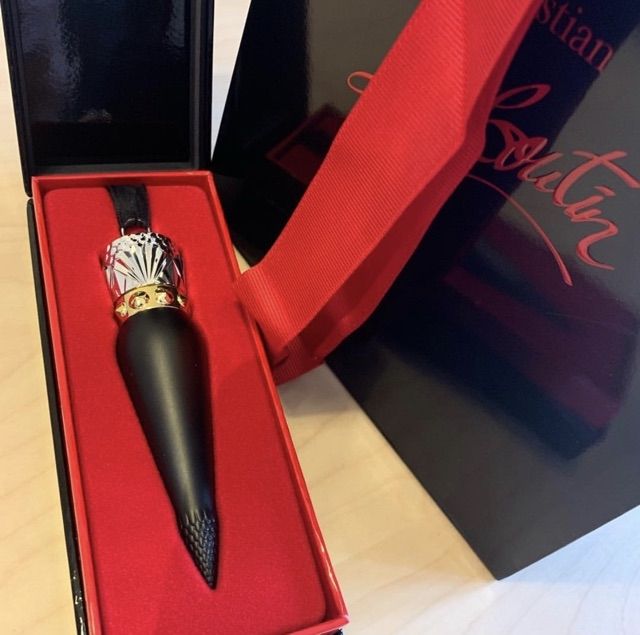 Son Christian Louboutin 006M | BigBuy360 - bigbuy360.vn