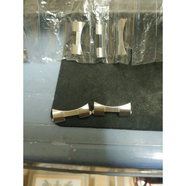 Đầu tai ôm dây kim loại thay thế size 22mm