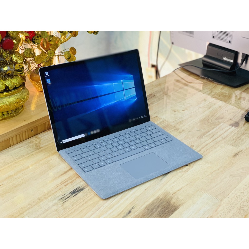 Laptop Surface Pro 2017 i5-7300U Ram 4GB SSD 128GB 13.3 inch Cảm Ứng 2 in 1