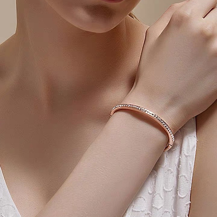 Vòng Tay Một Dây Đính Đá Pha Lê Kim Cương One Line | Đồng Hồ Đeo Tay Mặt Vuông Sang Trọng Trọng Lượng Nhẹ Chống Thấm Nước Chống Dị Ứng Thời Trang Cho