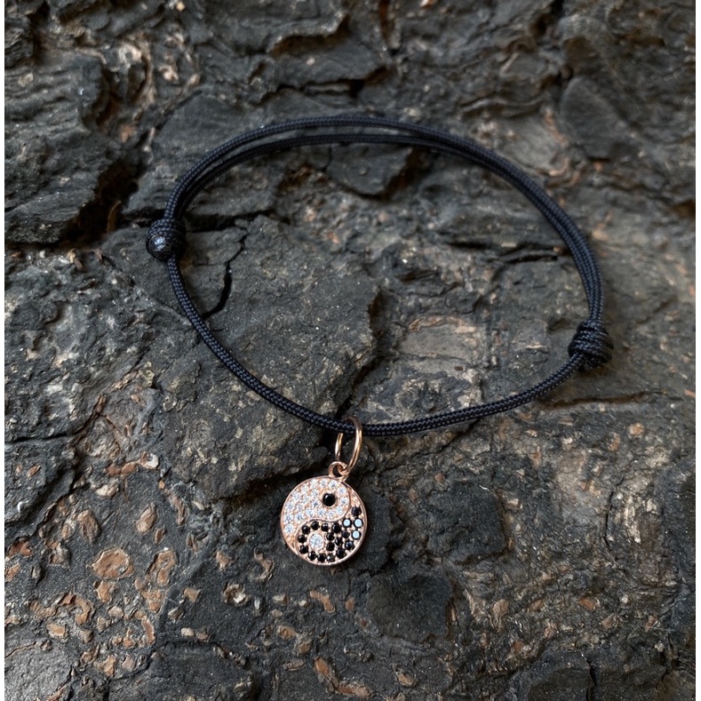 Vòng tay Âm Dương Yin Yang Paracord by Neora Jewels