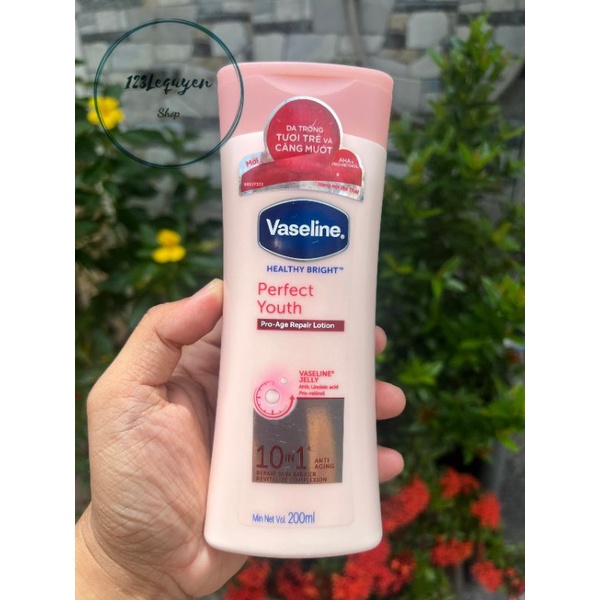 Sữa dưỡng thể Vaseline Healthy White Pềct 200ml