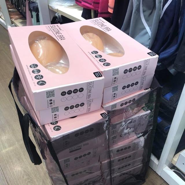 DÁN NÂNG NGỰC MOSHI