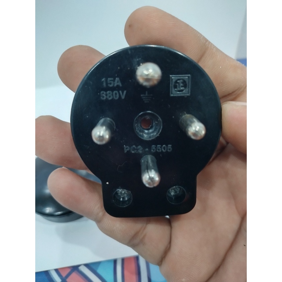 Phích cắm 3 pha 4 chân  - chống cháy- Tiến Thành - 15A 380V- PC2-5505