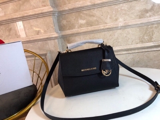 ✨Túi Michael Kors da bò size 23, 25 fullbox bill check code
